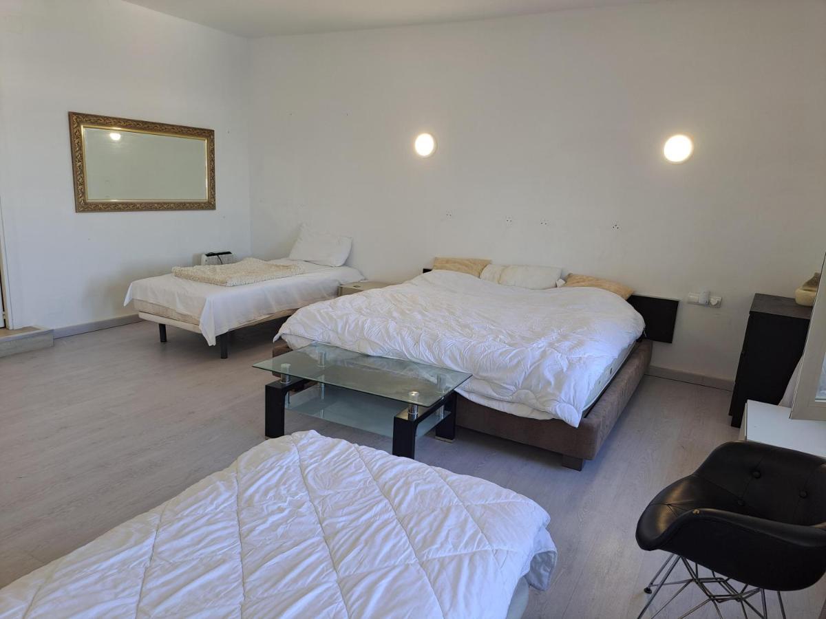 מארבלה Private Suites In Huge Penthouse 1St Line Puerto Banus, Incredible Views, Jacuzzis מראה חיצוני תמונה