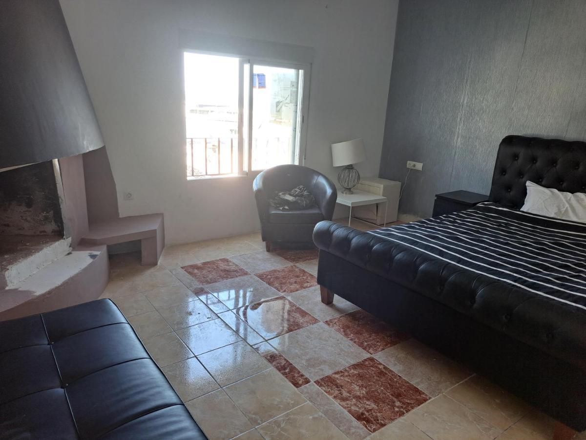 מארבלה Private Suites In Huge Penthouse 1St Line Puerto Banus, Incredible Views, Jacuzzis מראה חיצוני תמונה